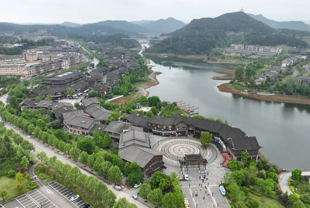 文化 | 贵州丹寨:非遗赋能文旅高质量发展