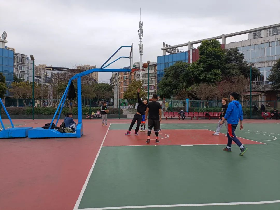 【关注】快收藏!荣昌这2个体育场馆分时段免费,低收费开放