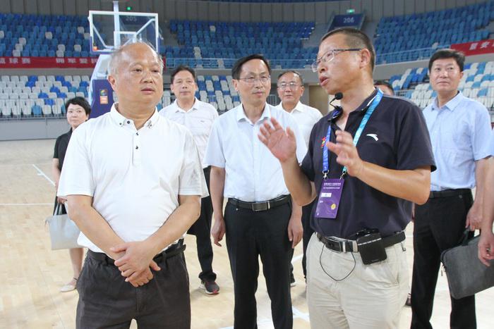 王图强视察体育工作时强调