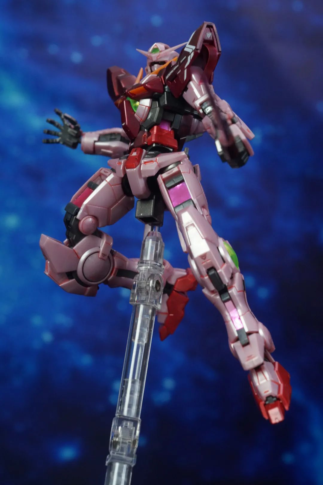 万代rg三红能天使