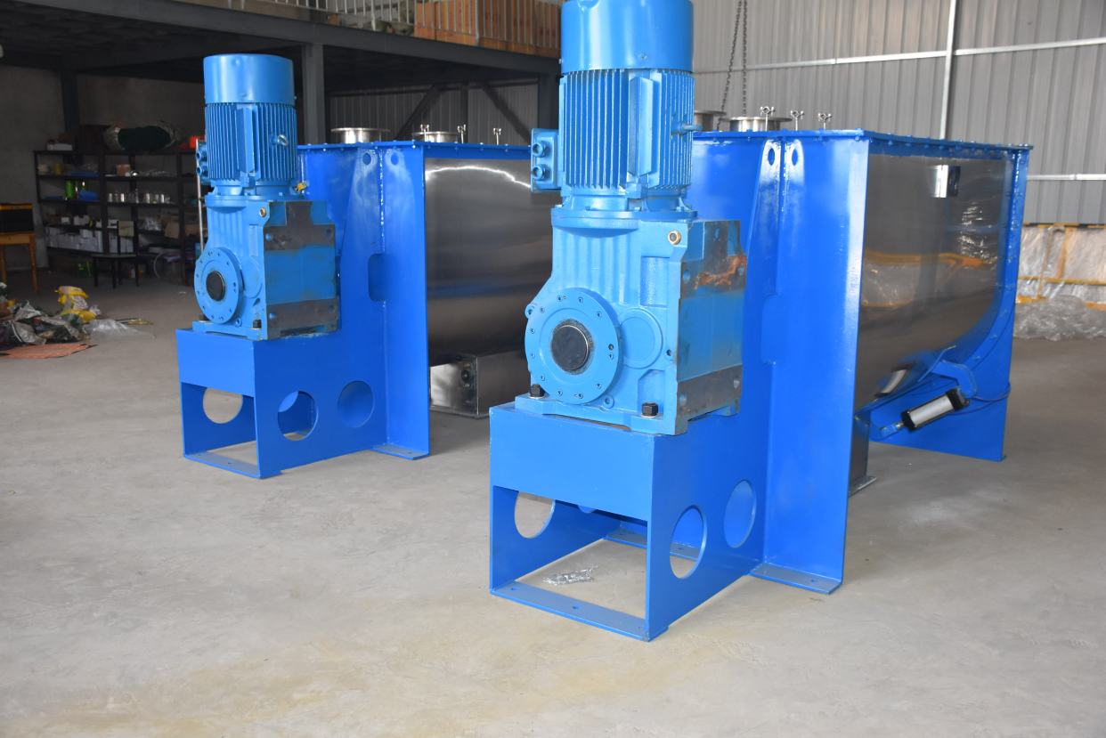 卧式螺带混合机适用哪些行业使用?食品行业专用不锈钢混料机