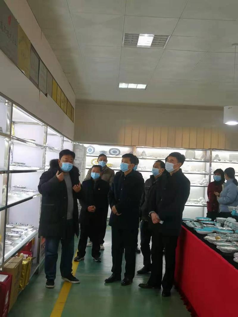 省市场监管局副局长刘存俊一行赴马开展非公企业和社会组织党建工作