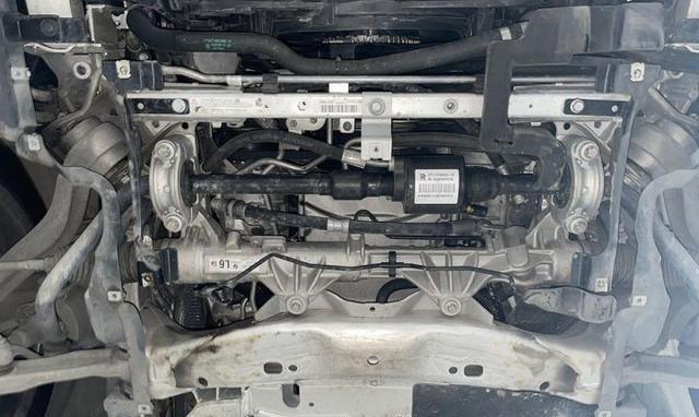 400多万的劳斯莱斯开出去检测底盘,卖家:开是没法开,你可以拖