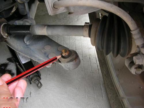 关于汽车前轮球头的替换成本与相关提醒若汽车的前轮球头功能异常