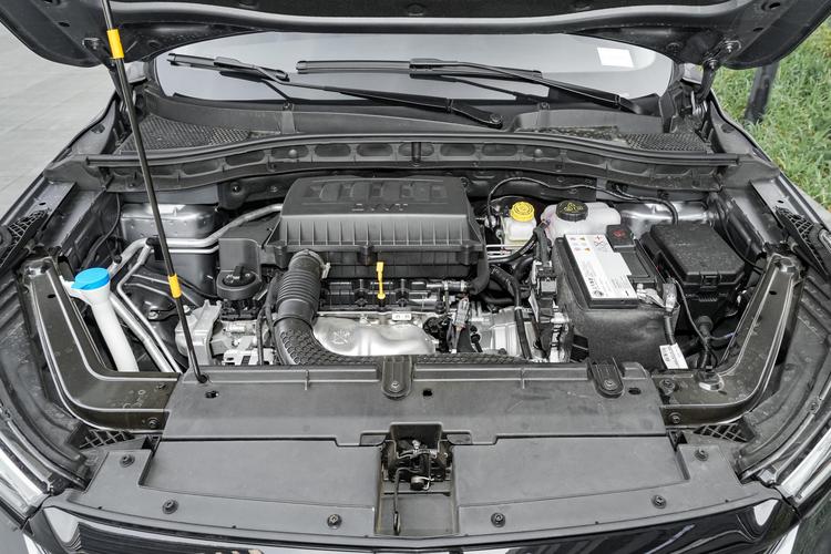 荣威rx3保养手册上六万公里要做哪些项目?