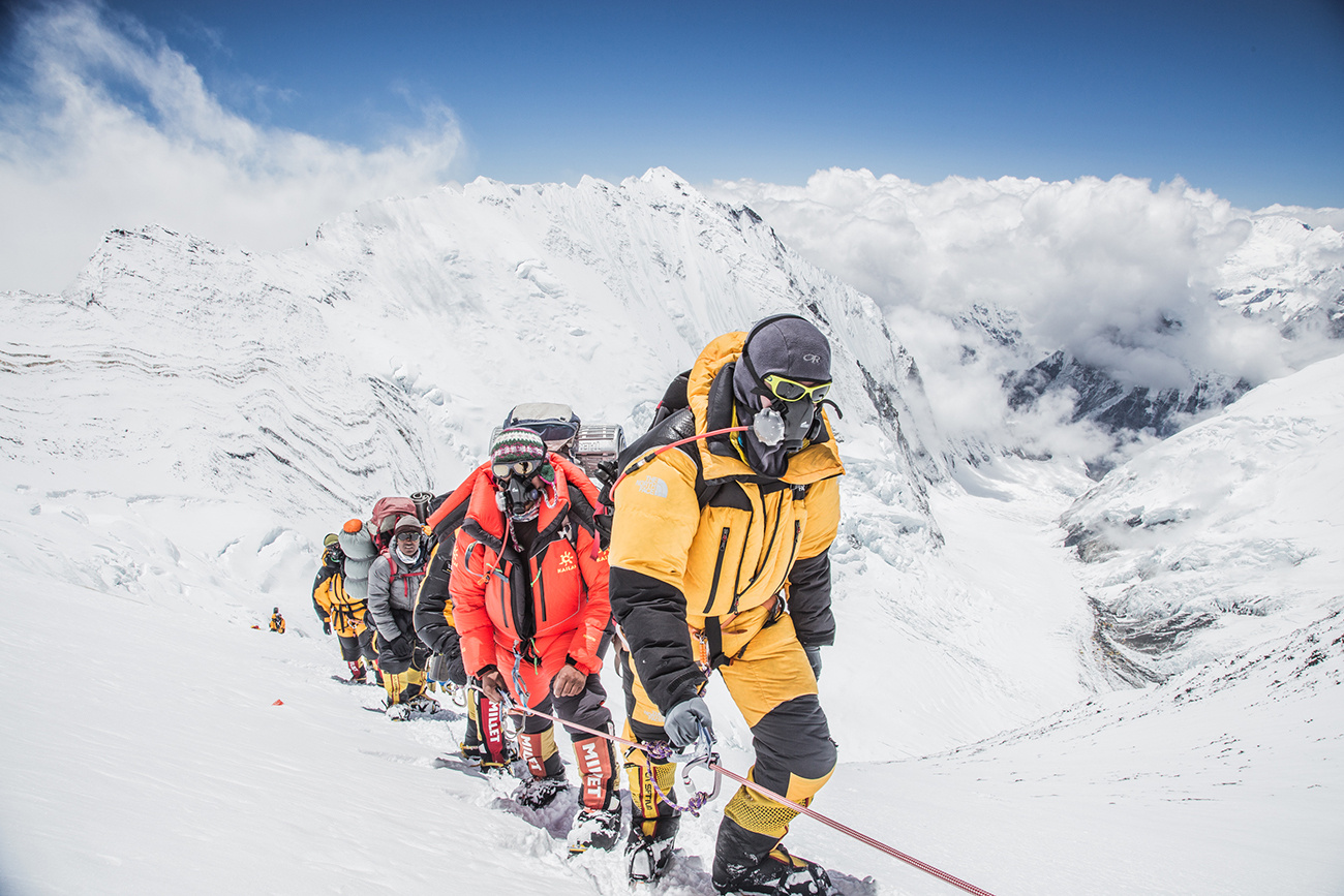 珠峰8500米的一具尸体,脚穿绿鞋子沉睡二十多年,无人敢将其安葬