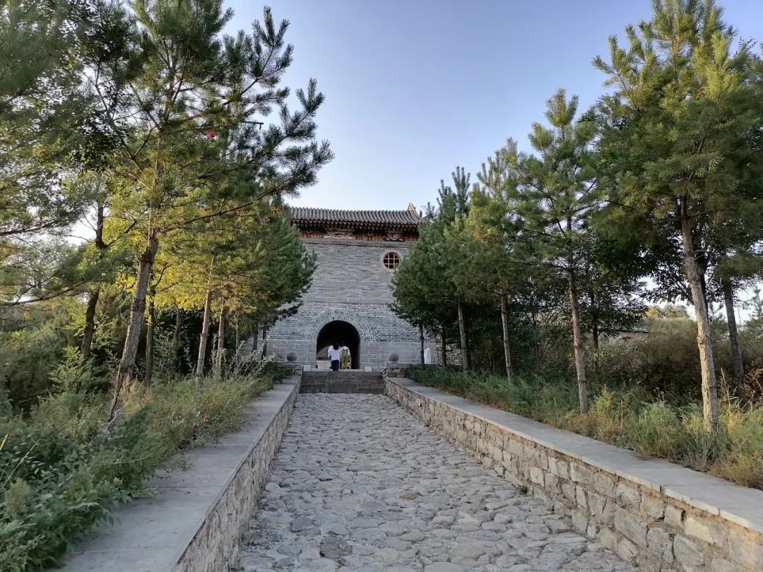 偏关水泉红门口地下长城4a景区正式开门迎客