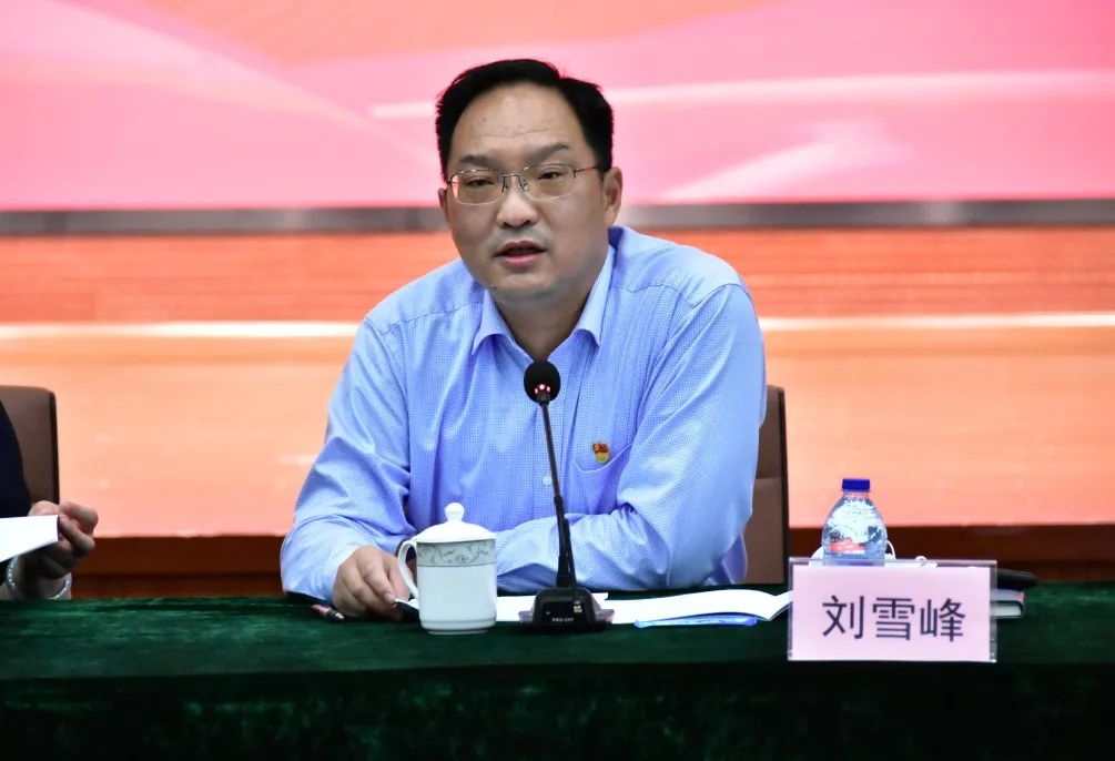 区房管局党组,亭林镇党委开展联组学习活动