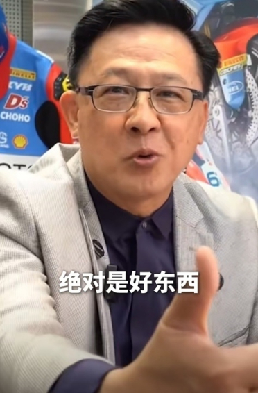 张雪机车拿下年度第六冠！香港议员何君尧入手一辆：称将推荐给香港警队