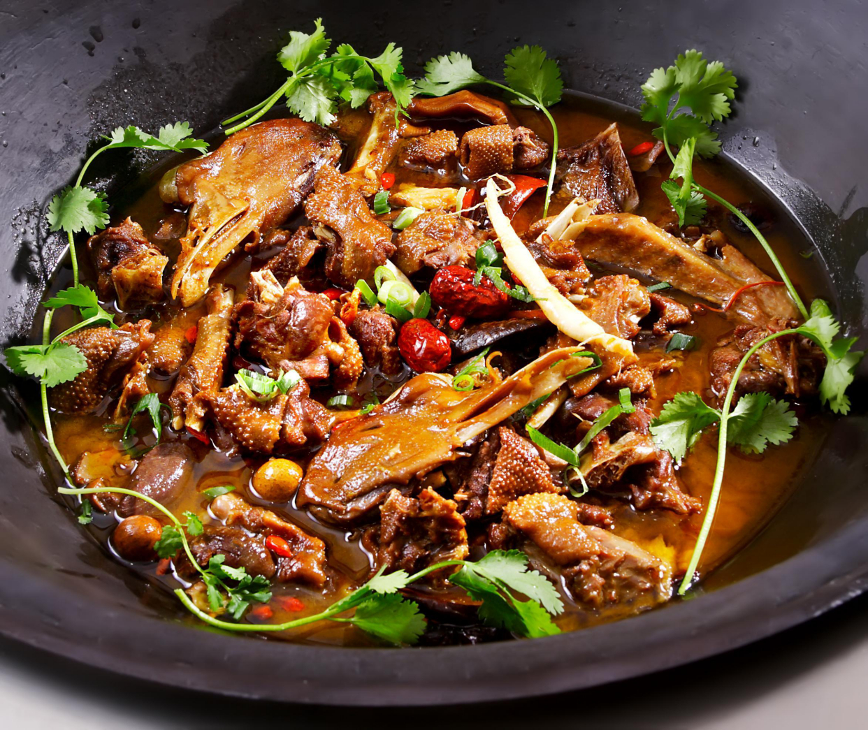 闻名柴火鹅距离工学院南门 576 米,在福建省厦门市集美区东宅白石一里