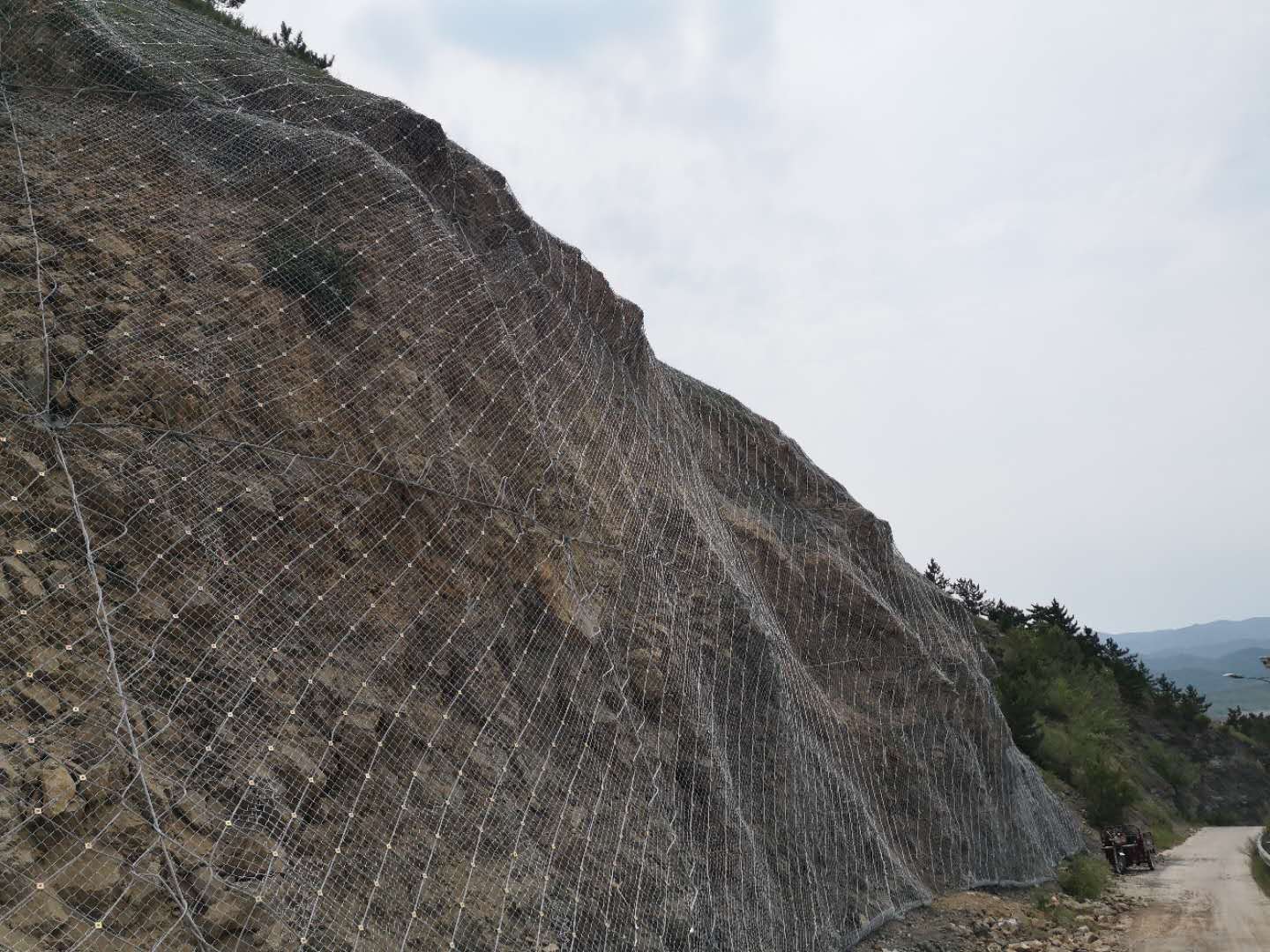 江苏sns主动防护网(边坡钢丝防护网厂家)