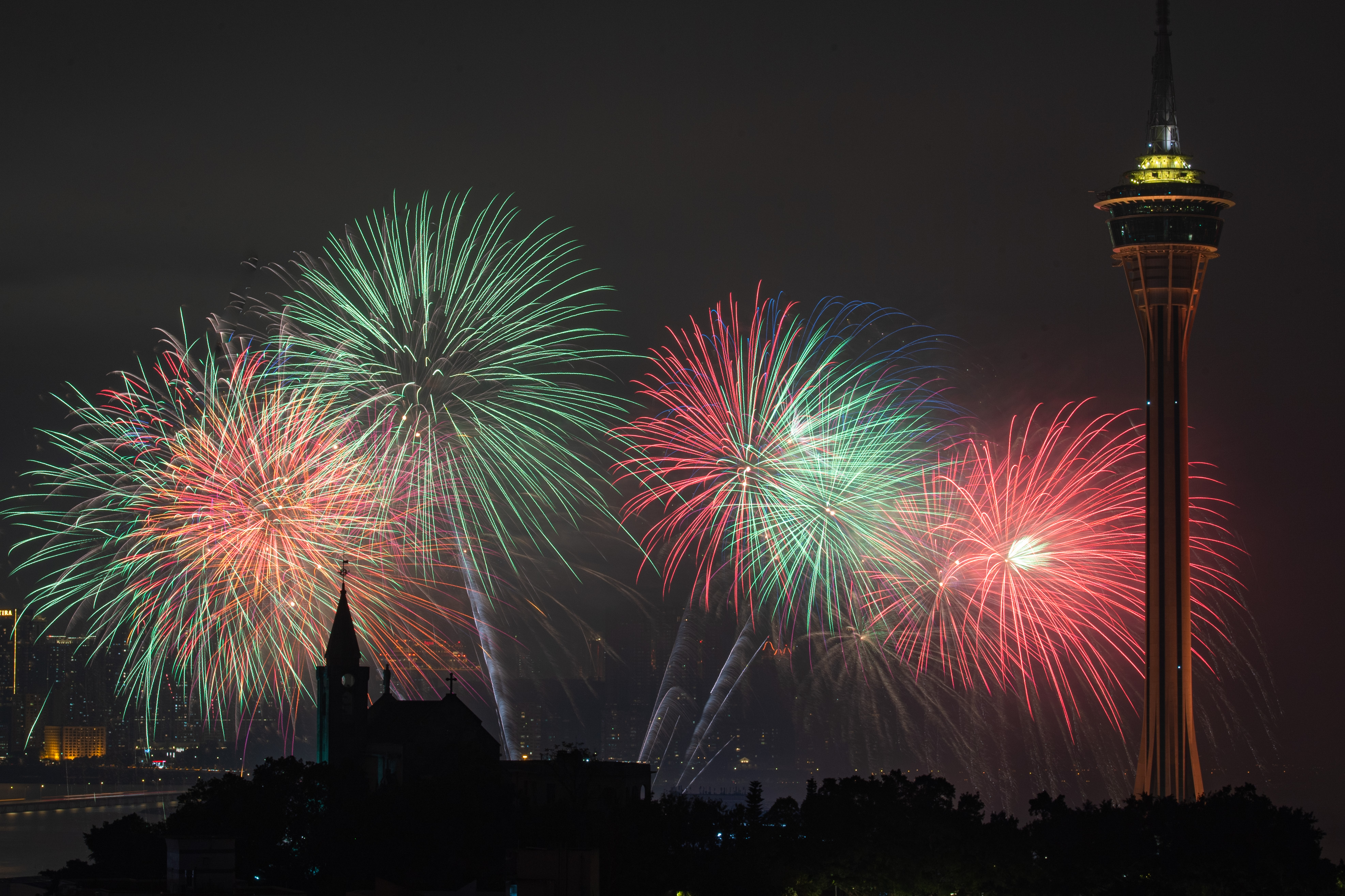 澳门:烟花表演贺新春