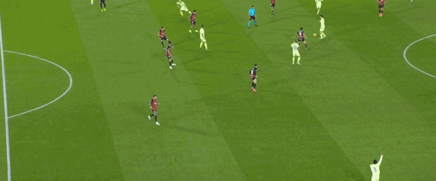 巴塞罗那客场5-1大胜马略卡 西甲第19轮 亚马尔两脚精准传球带来两粒进球_西甲-拉菲尼亚双响德容破门 巴萨5-1马略卡