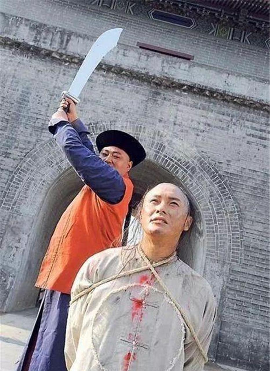 古代死囚吃断头饭时,为何放一块腥臭的生肉,别小瞧他,有大用  古代就