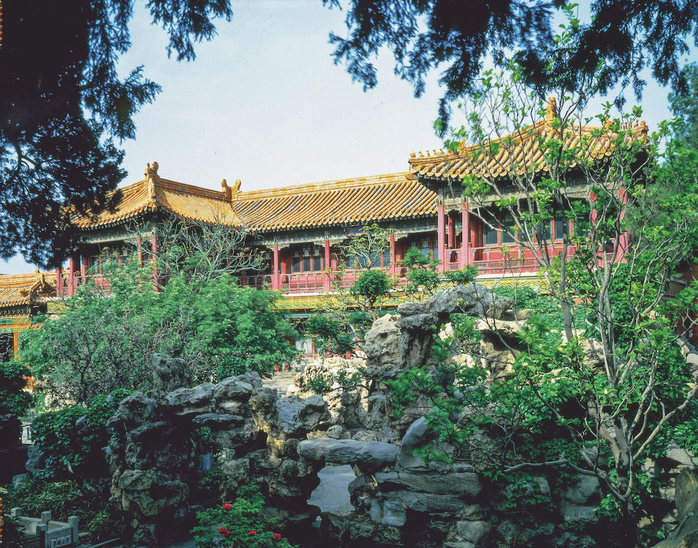 赏花钓鱼不够,清代皇家园林里,还玩花样滑冰?