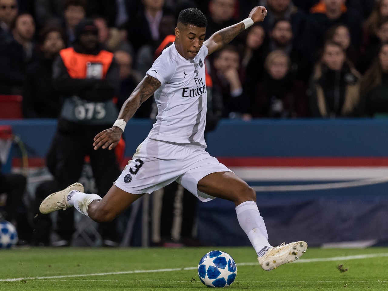 金彭贝:希望内马尔姆巴佩能续约,球队需要他们