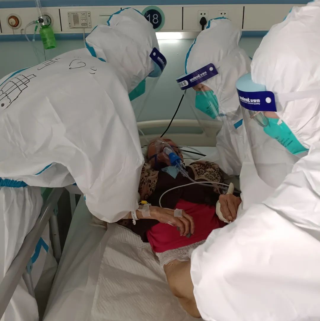 【抗疫天使】护士节特别策划|致敬"疫情下的上海护理人"——坚守在