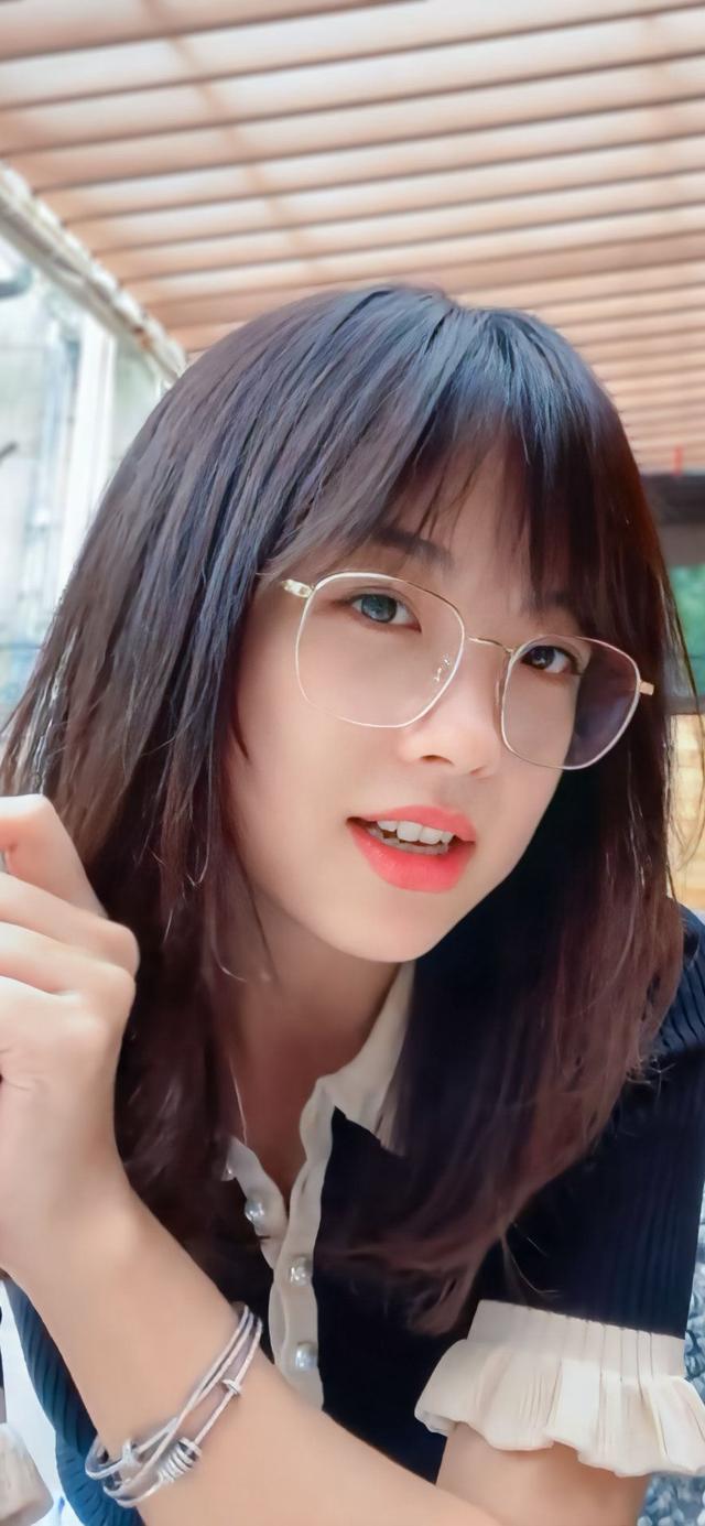 图片|美女记者 王冰冰