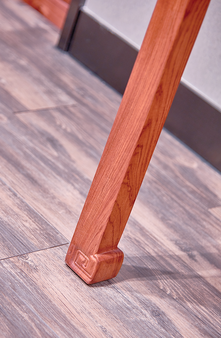 红木家具中的马蹄足:从传统到现代的独特韵味