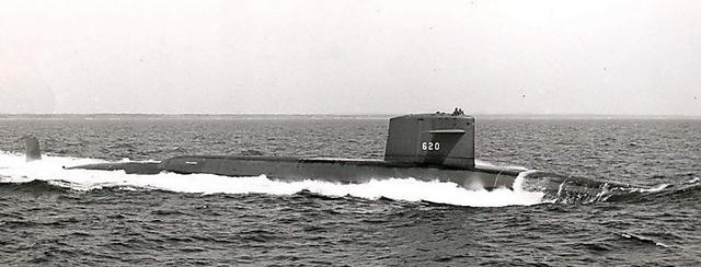 下潜深度记录保持者 苏联潜艇的"独苗"——685型攻击型核潜艇