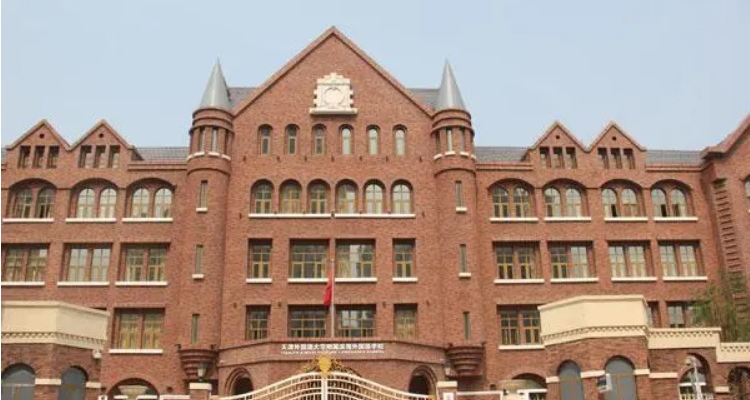 天津小外是什么学校
