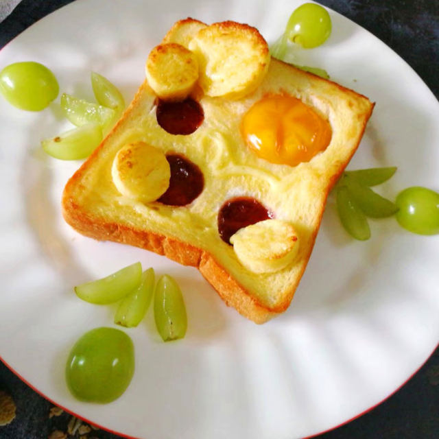 花样鸡蛋吐司早餐,十分钟搞定,简单又营养