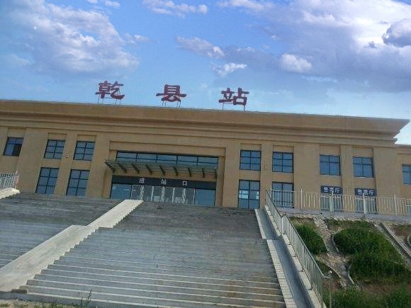 陕西乾县火车站途经公交车路线乘坐点及其运行时间