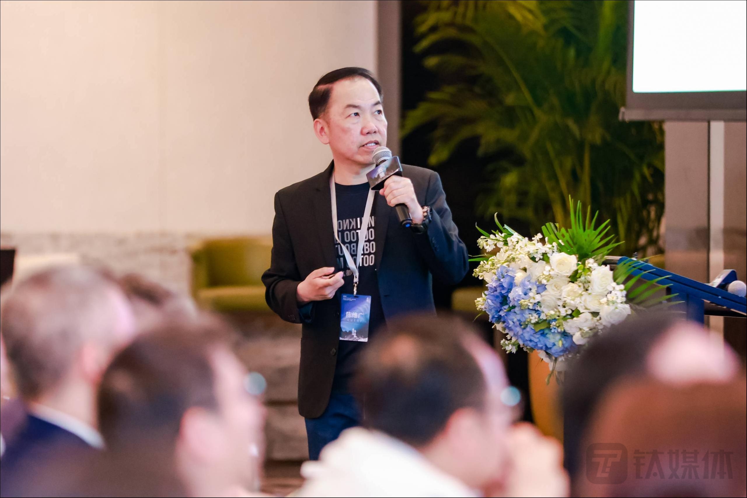 面对巨浪征途,我们无尽攀登|蓝驰创投2023年度基金合伙人大会