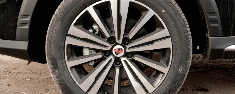 荣威rx5轮胎是多大尺寸的