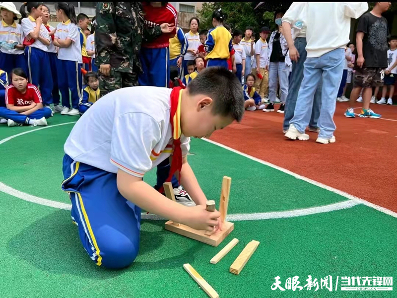 环西小学图片