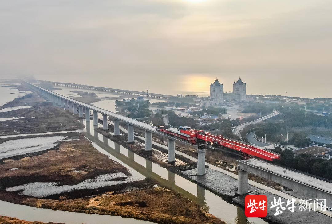 南沿江城际铁路常州段正线贯通