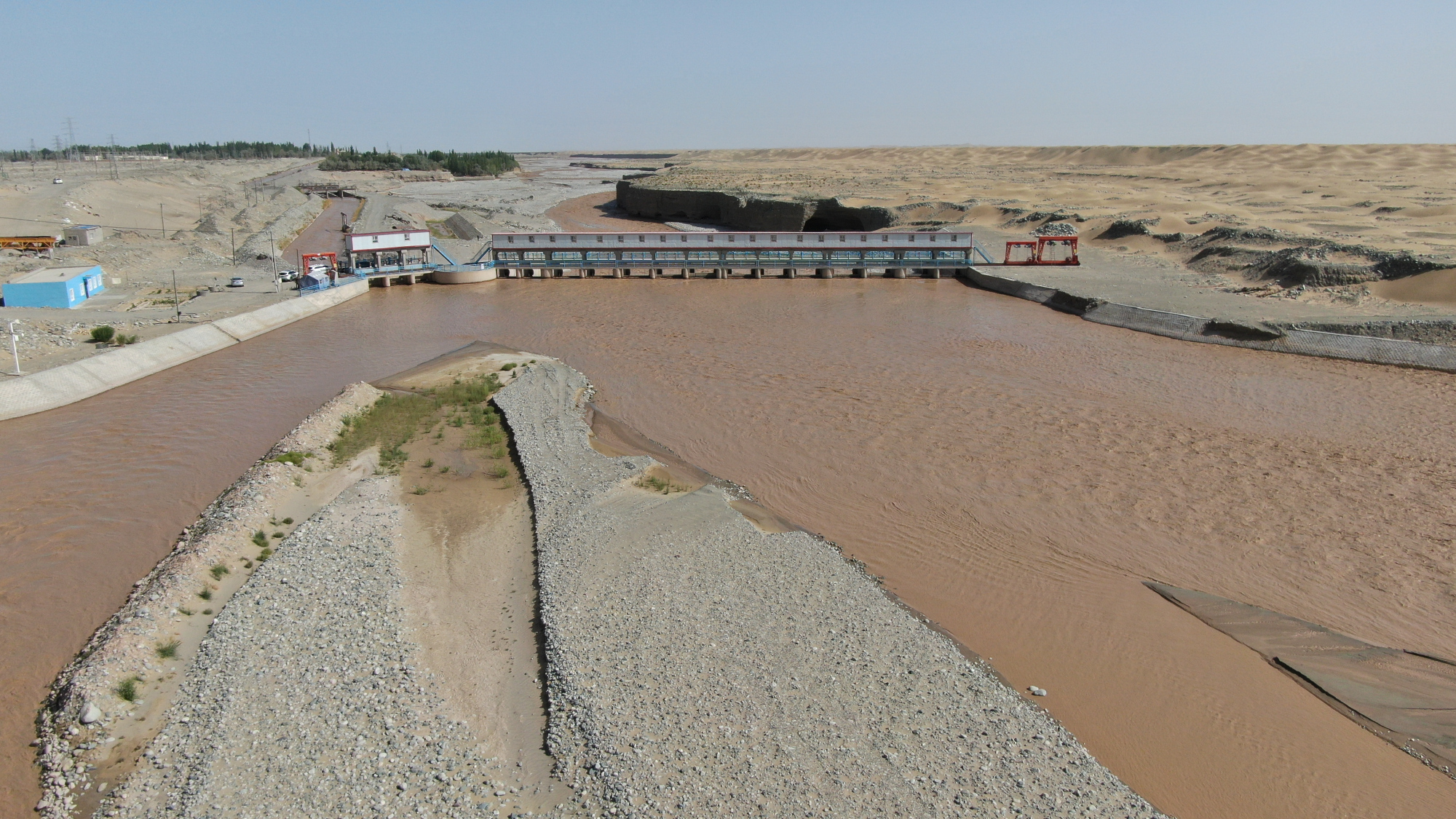 层层分水,从桀骜汹涌到羸弱忧伤的车尔臣河|2021罗布泊科考