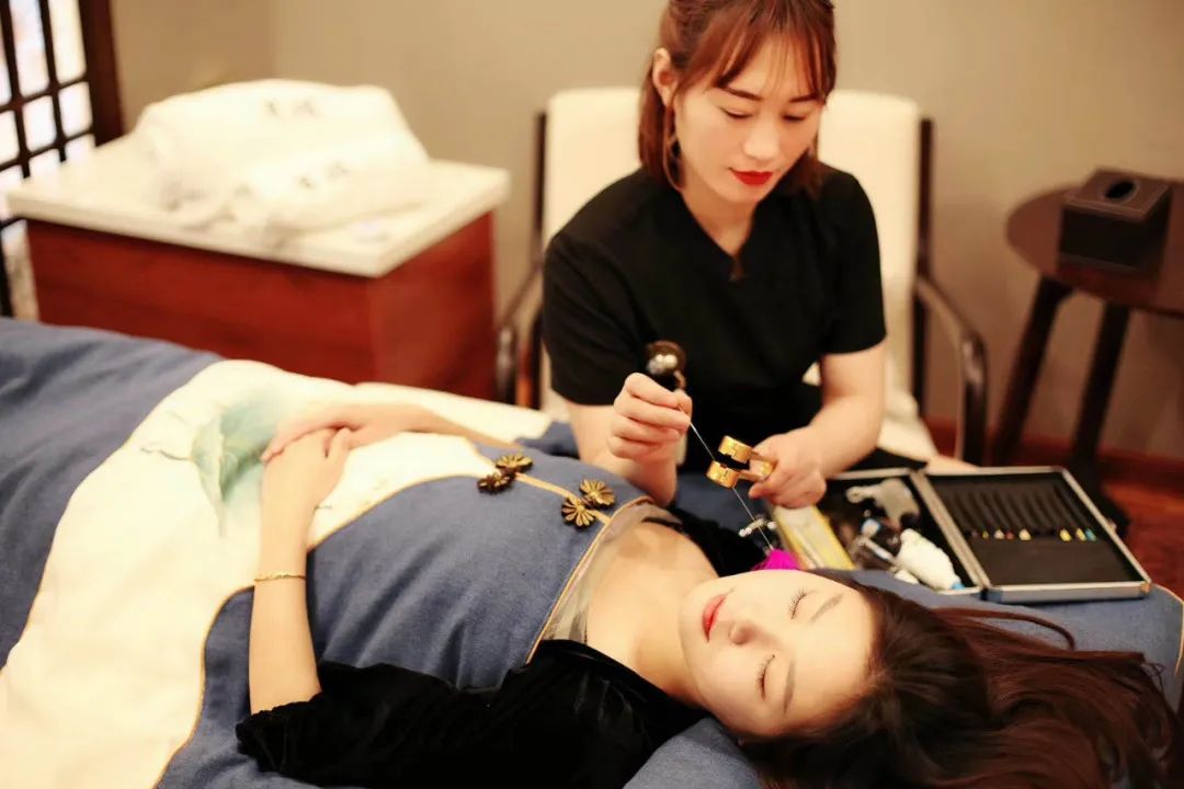 创业看过来!30-40岁开什么店最不容易倒闭?