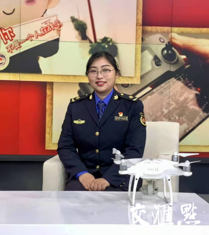 喊话南京市民的"无人机小姐姐"火了!背后原来有这样的故事