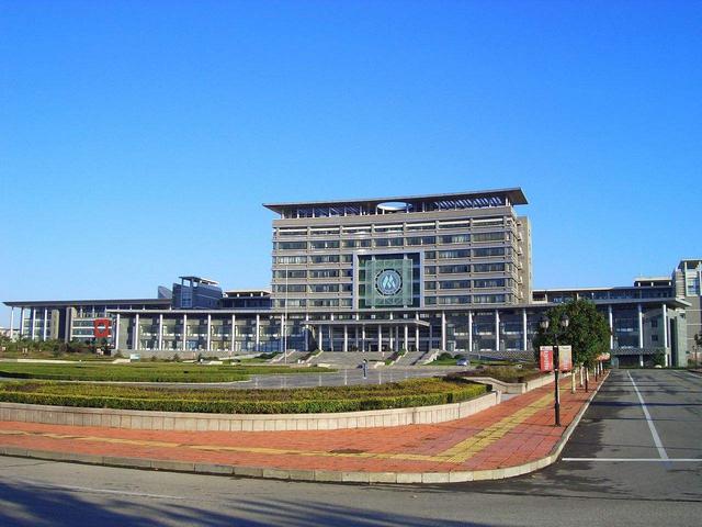 山东第一医科大学在川录取位次大起大落,原因在这里