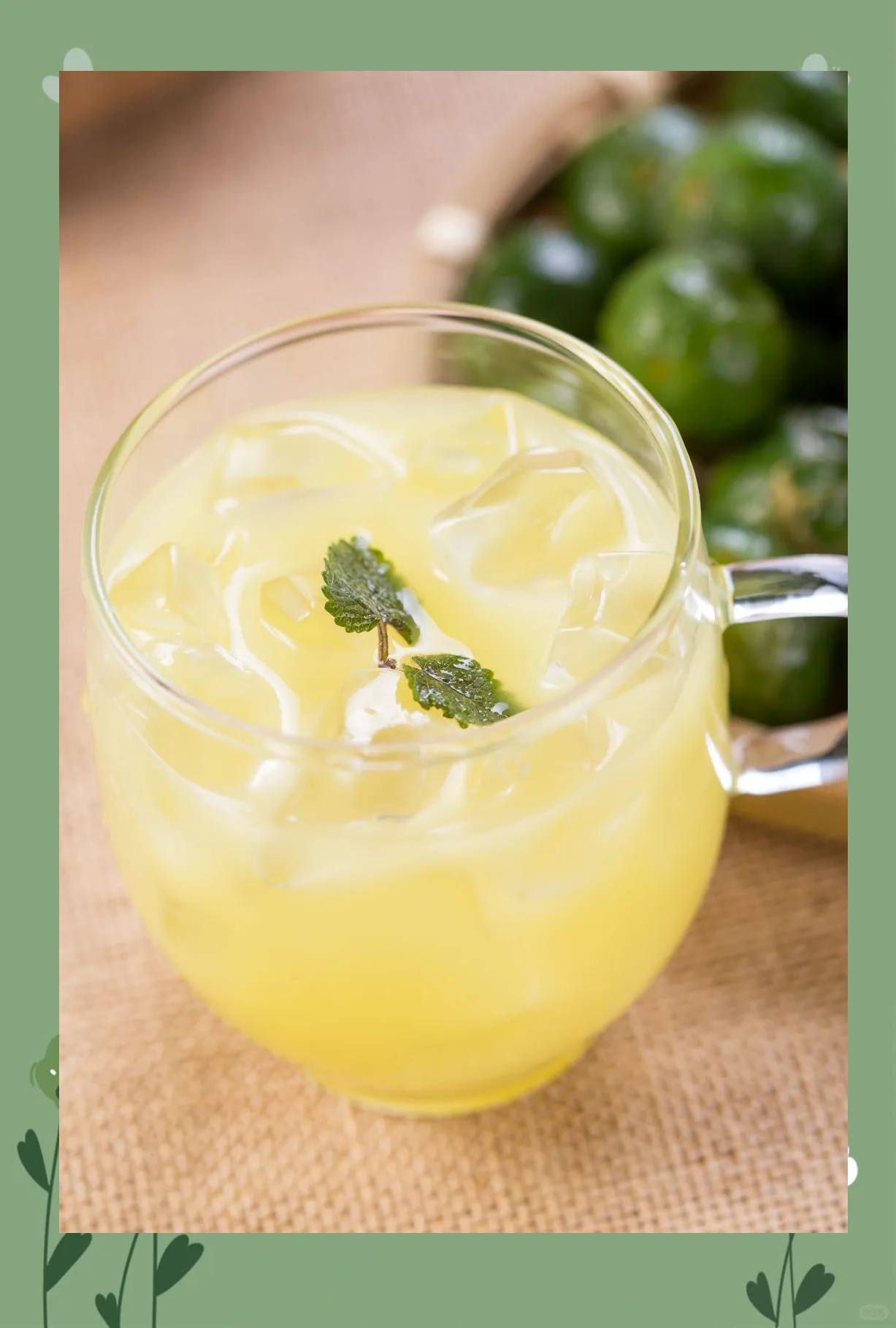 除了可以直接榨汁饮用,其口感介于柠檬与桔子之间,别有一番风味,还