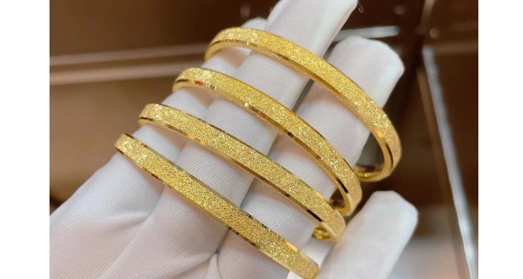 黄金带着发黑说明什么