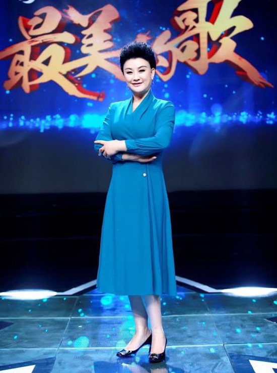 著名女高音歌唱家吴沁为党的生日倾情献唱