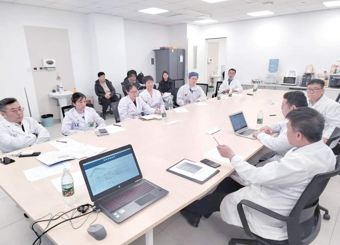 北京世纪坛医院、护士全程协助陪同挂号黄牛票贩子，从事行业多年业务精通的简单介绍