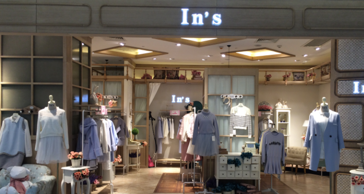 ins女装为什么贵