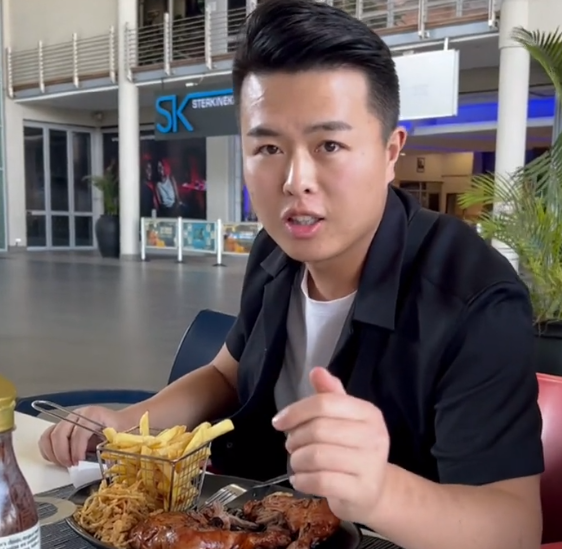 水晶老板张浩在非洲遭遇背叛,一举动暴露其真实为人