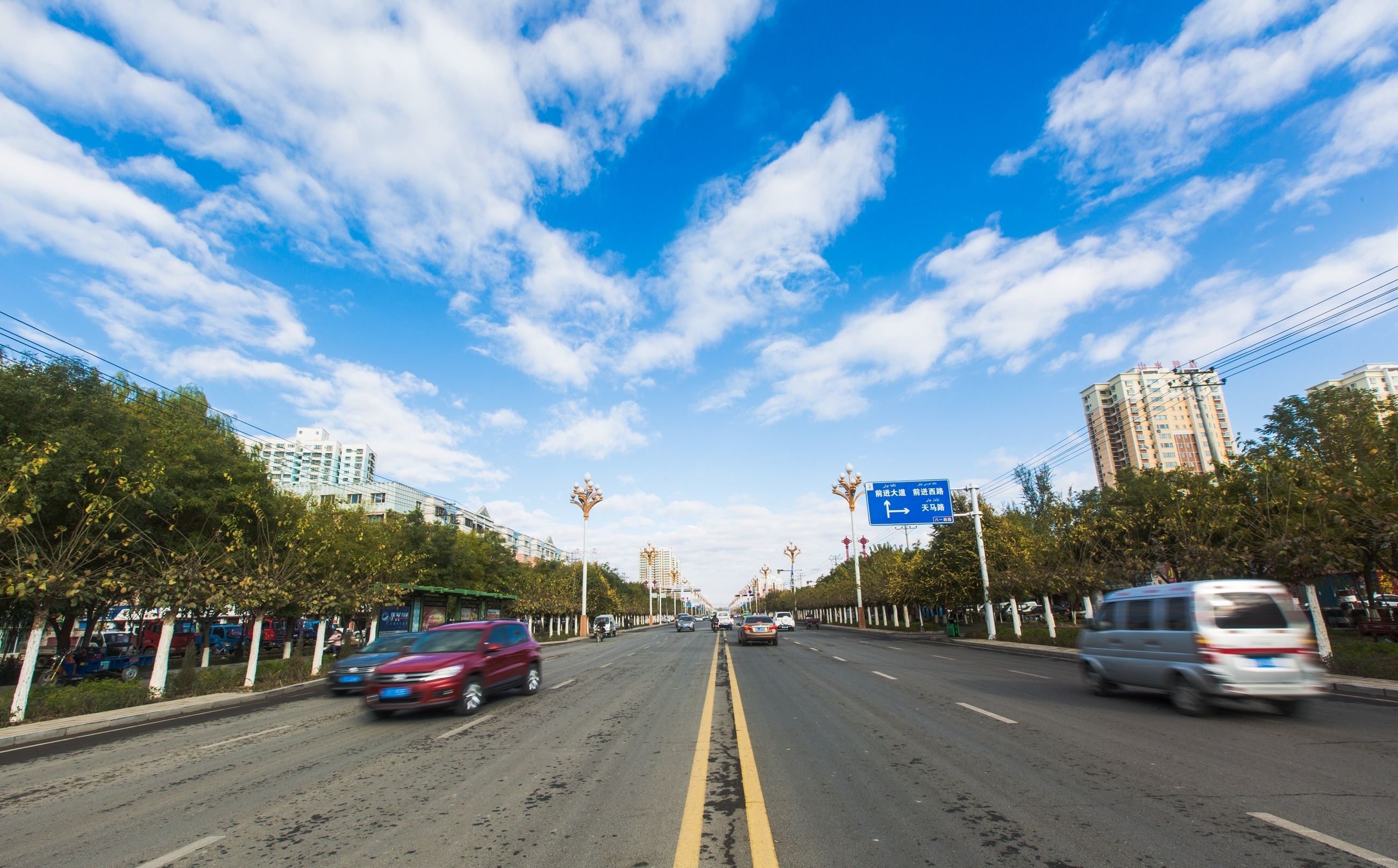 "已将哈密当成自己的家"——中铁一局三公司公路路面工程公司哈密区域