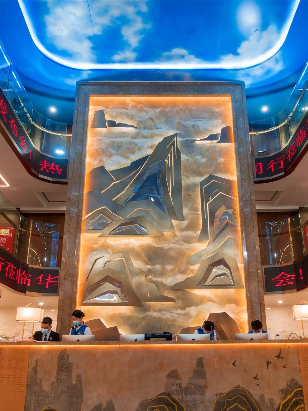 华夏神女3号共游三峡!三峡游轮外观颜值能打的是那一条游轮?