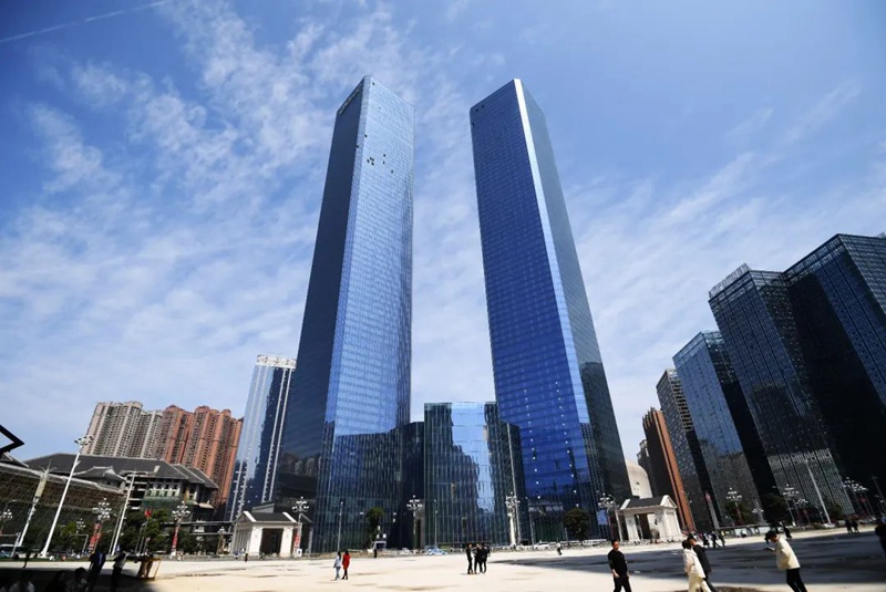 贵阳市南明区:千帆竞发立潮头 奋勇争先谋发展