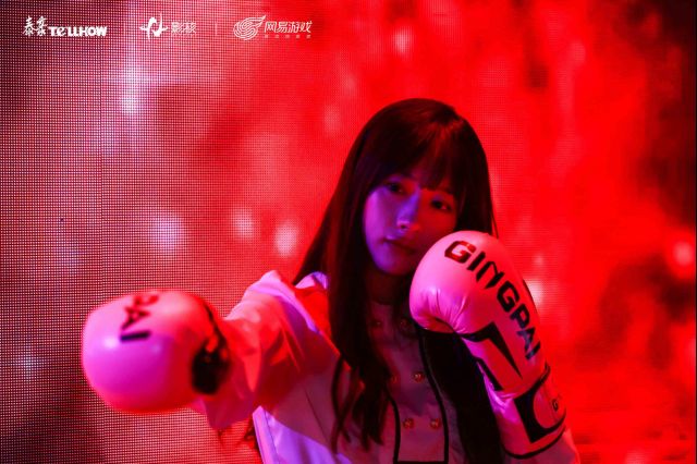     (抖音人气lo娘-兔丸儿参赛)