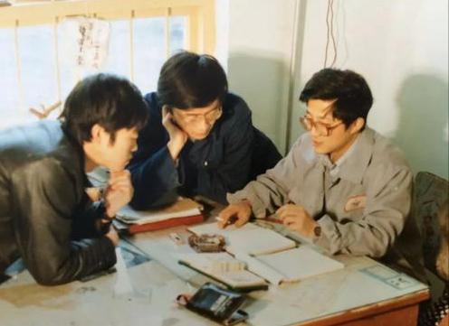 "并购王"任建新:白手起家,高调并购,退场后把企业上交国家?