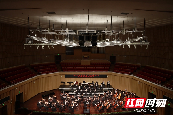 2023湖南音乐季再现经典 戴中晖执棒"欧洲图画"交响音乐会