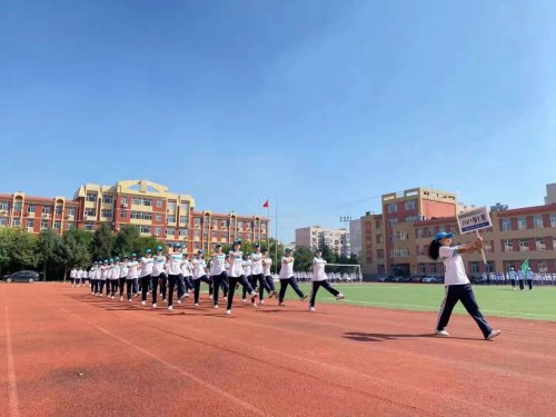 沈阳市第二十七中学新生军训汇报,用汗水见证成长