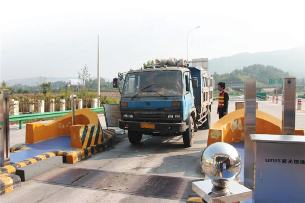 行业乱象愈演愈烈 货车跳磅谁之过