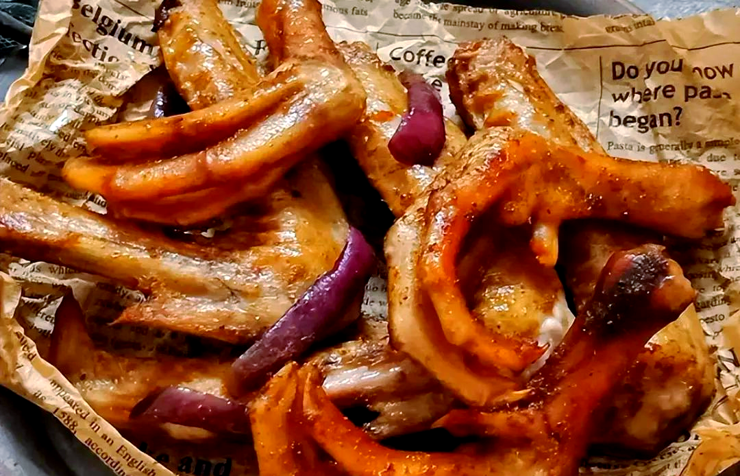 探索椒盐鸭掌的独特美味:解馋下饭,回味无穷